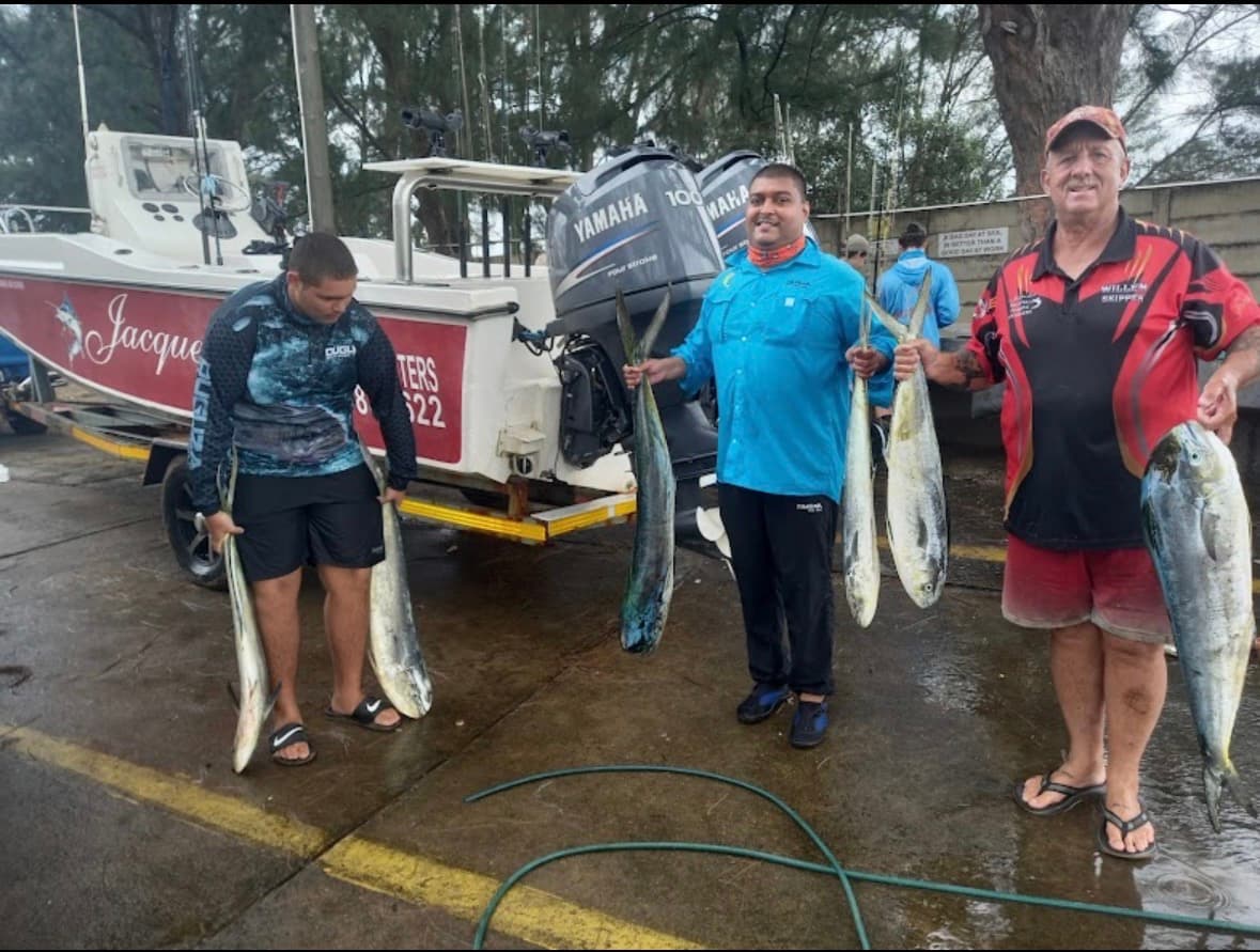 Richards Bay Full-Day Game & Bottom Fishing Charter — photo 5