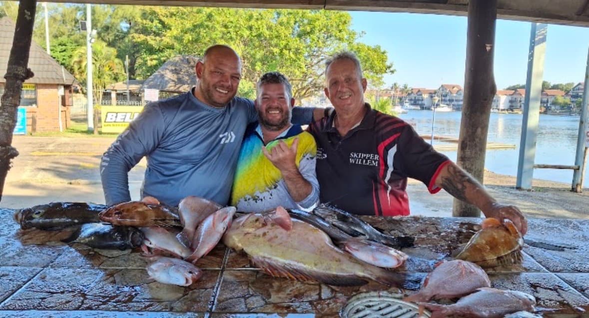 Richards Bay Full-Day Game & Bottom Fishing Charter — photo 3