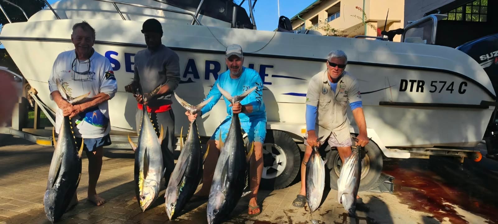 Mrs Seevarkie 7-Hour Deep Sea Fishing Charter – Sodwana Bay — photo 14