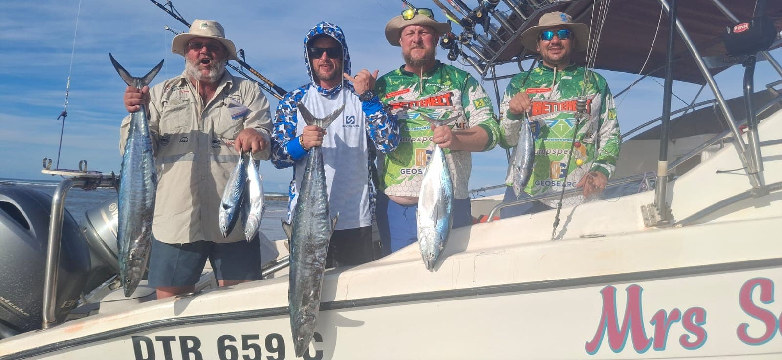 Mrs Seevarkie 4-Hour Deep Sea Fishing Charter – Sodwana Bay — photo 11