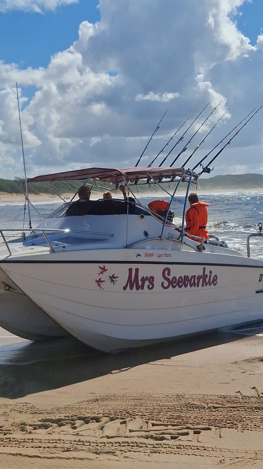 Mrs Seevarkie 7-Hour Deep Sea Fishing Charter – Sodwana Bay — photo 2